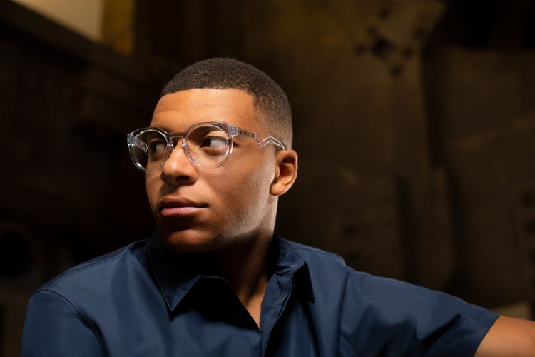 OAKLEY x KYLIAN MBAPPÉ 2023 SIGNATURE SERIES CAMPAIGN IMAGE (3)