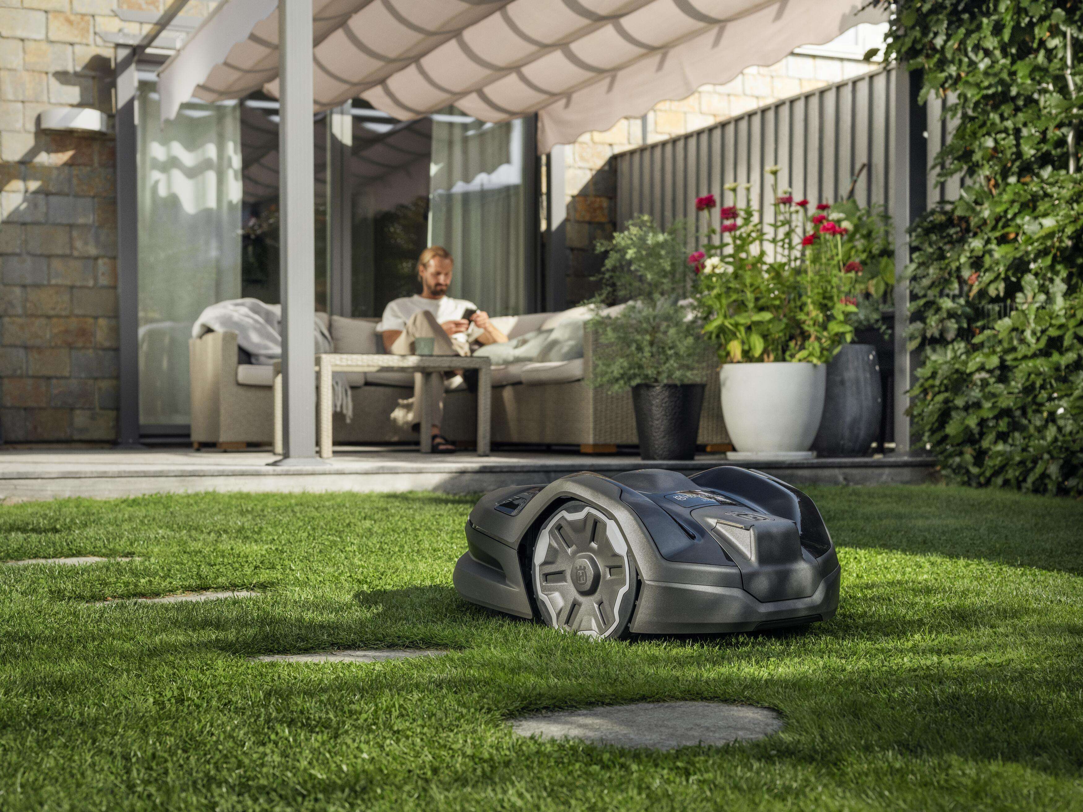 Husqvarna NERA Automower 305E - 405XE - 435X AWD