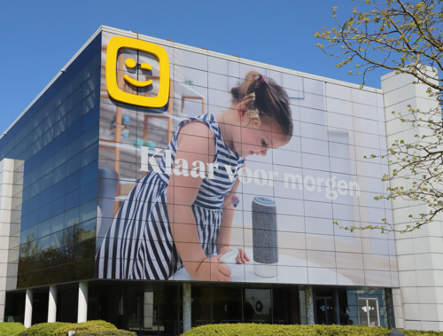 Telenet successfully extends the maturity and increases the commitments of its revolving credit facility, further strengthening its liquidity profile