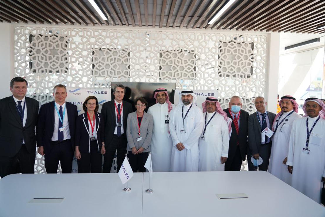 Saudi Aerospace Engineering Industries et Thales signent un protocole d’accord pour des services de maintenance et de réparation aéronautiques