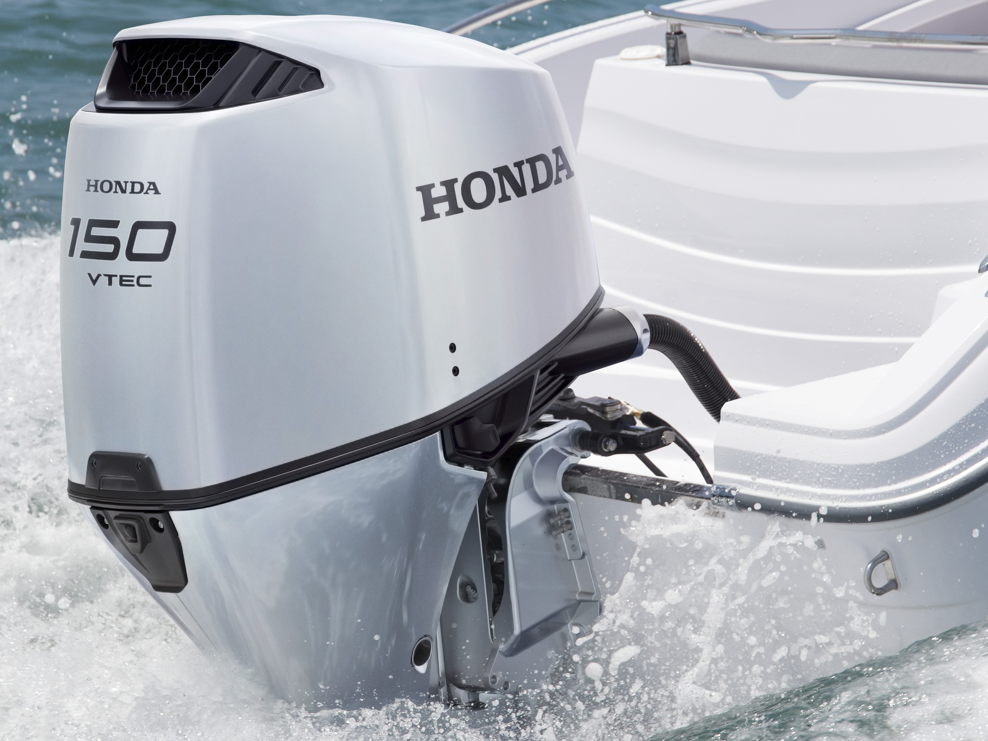 Honda lanceert nieuwe 4 cilindermotoren op HISWA te Water
