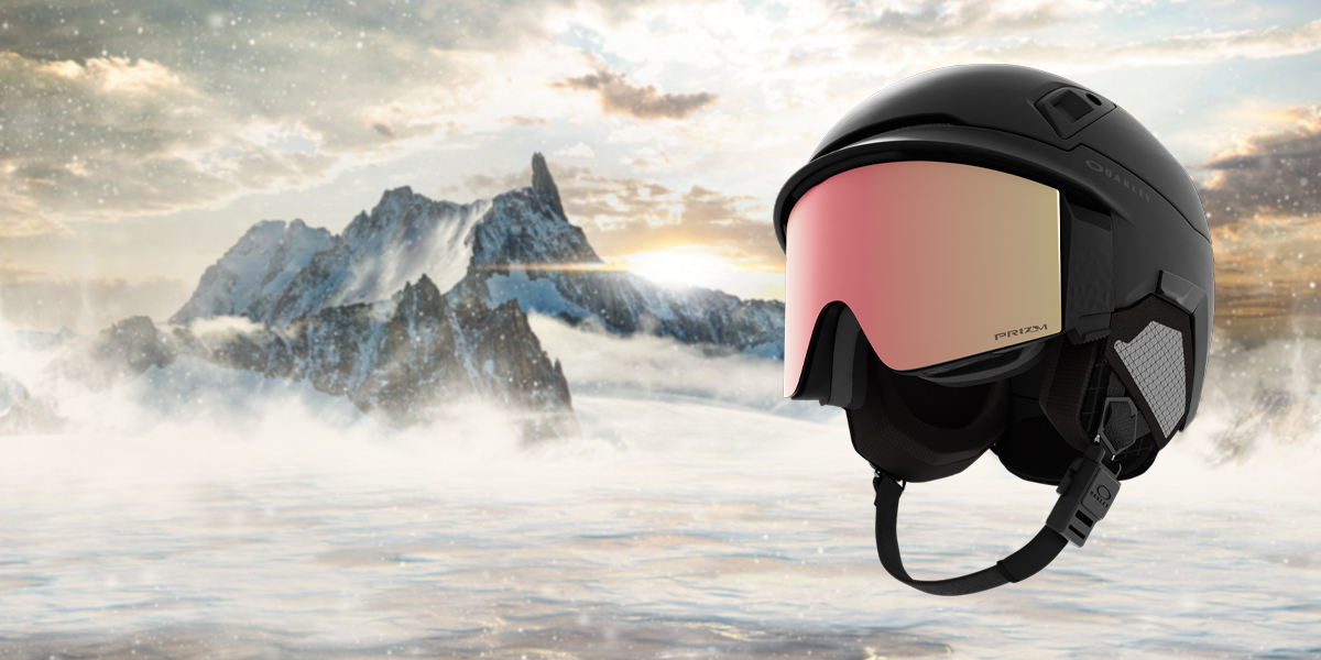 OAKLEY® PRZEDSTAWIA MOD7 WYPOSAŻONY W PRZEŁOMOWĄ TECHNOLOGIĘ SECURE-CONNECT ORAZ ZINTEGROWANY DESIGN.