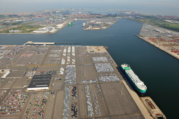 Inland waterway transport becomes more accessible between Belgium and Netherlands