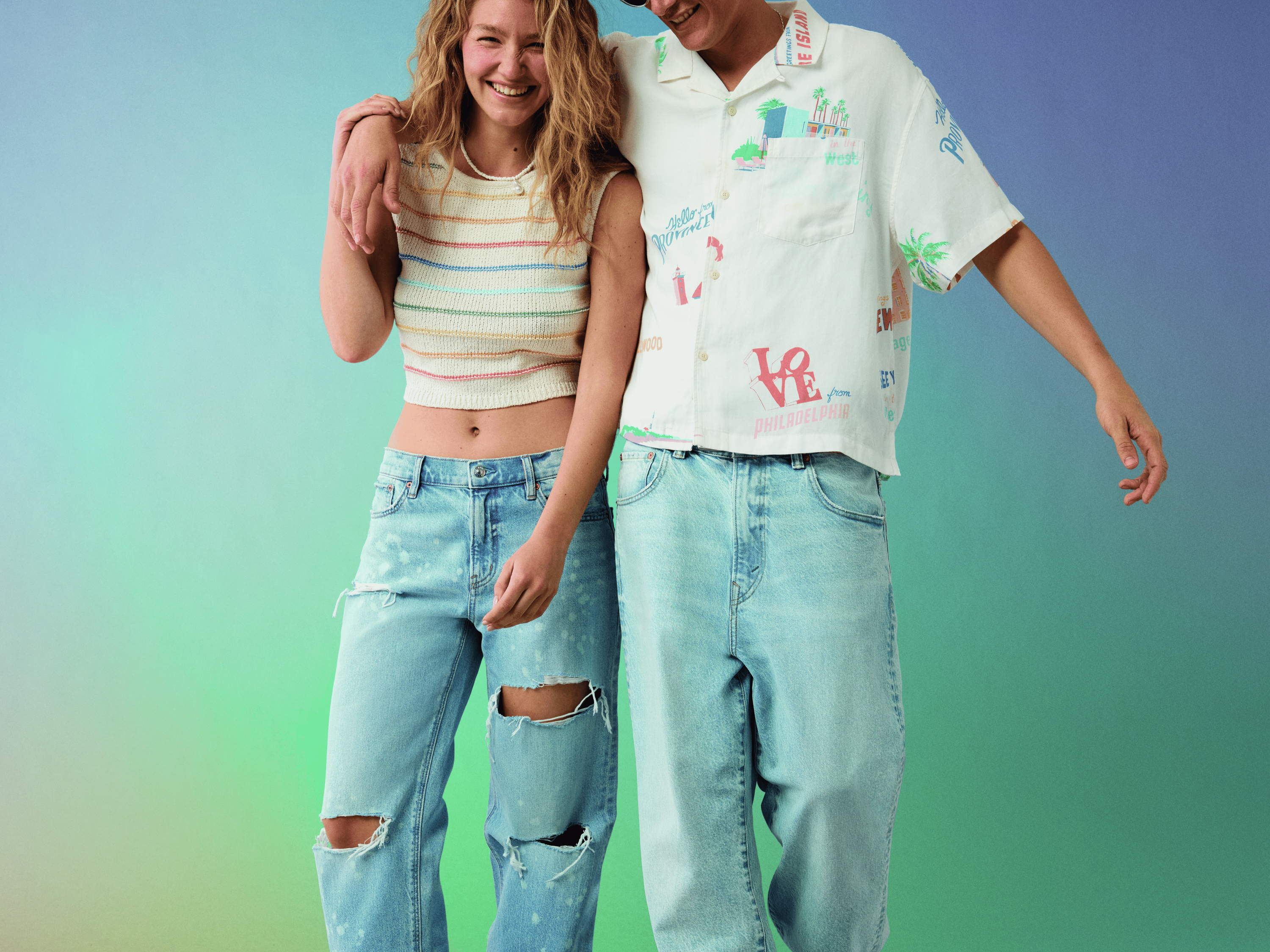 Cómo armar tu look Pride 2025 con American Eagle (y expresarte sin decir una palabra) 