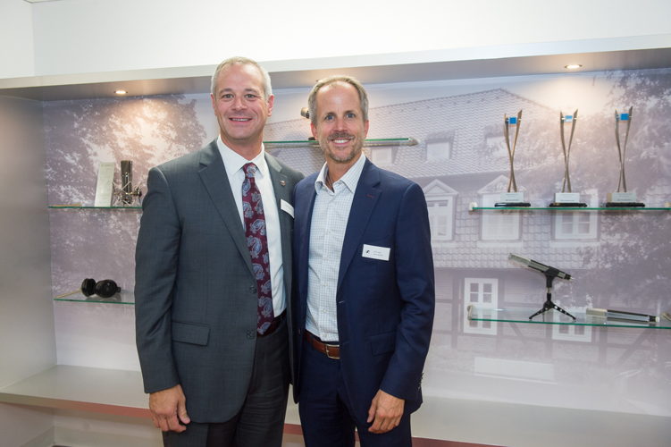 Mayor of Dollard-des Ormeaux Alex Bottausci with Andreas Sennheiser.