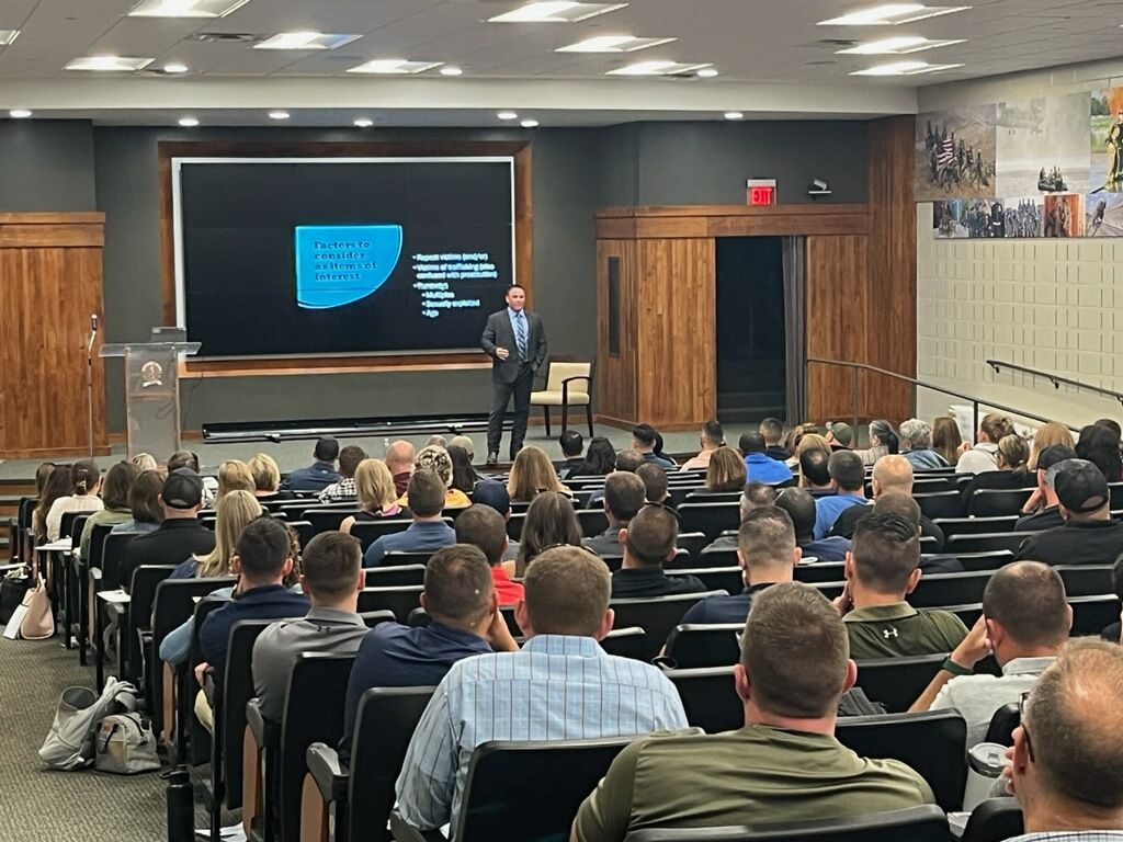 ILLINOIS STATE POLICE BRINGS INTERDICTION FOR THE PROTECTION OF CHILDREN TRAINING TO ILLINOIS