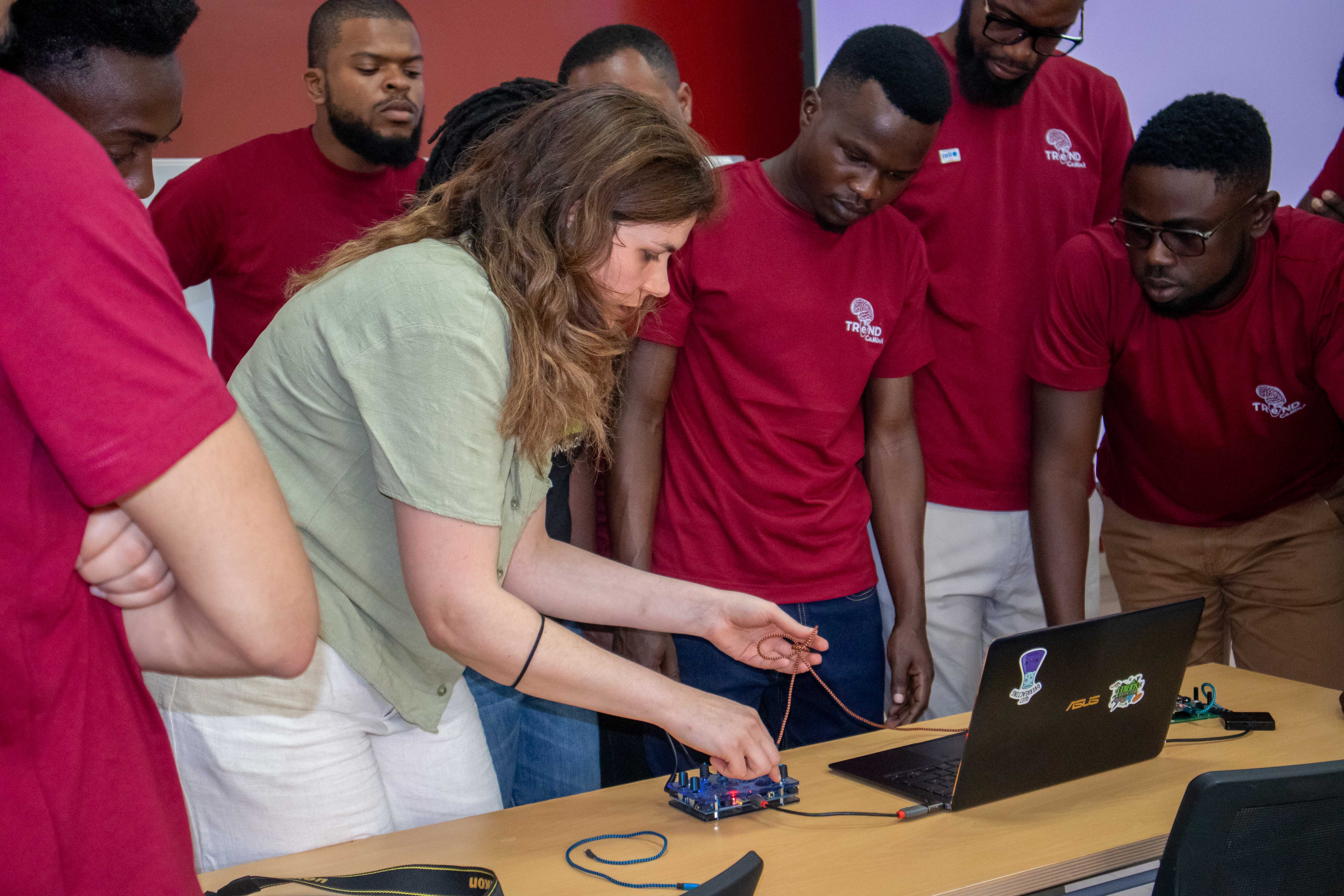 Artemis teaching at the summer school