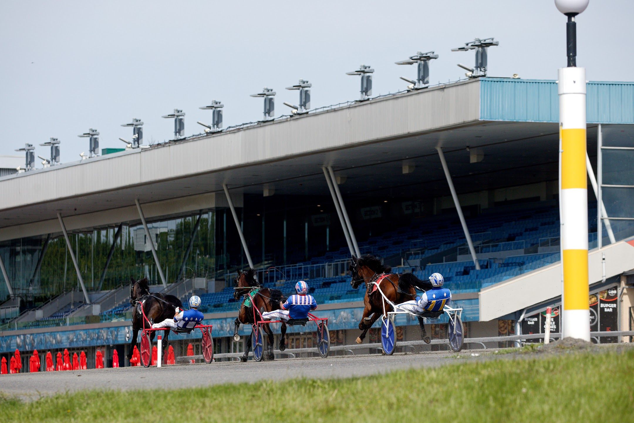 Qualifiers at Woodbine Mohawk Park. (New Image Media)