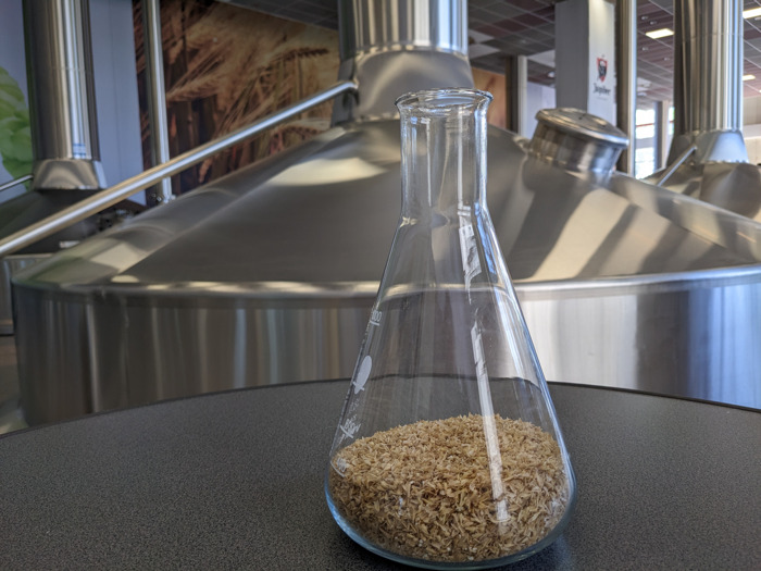 Nieuwe biomassaverwerker in Jupiler-brouwerij spaart 2.785 ton C02 uit per jaar