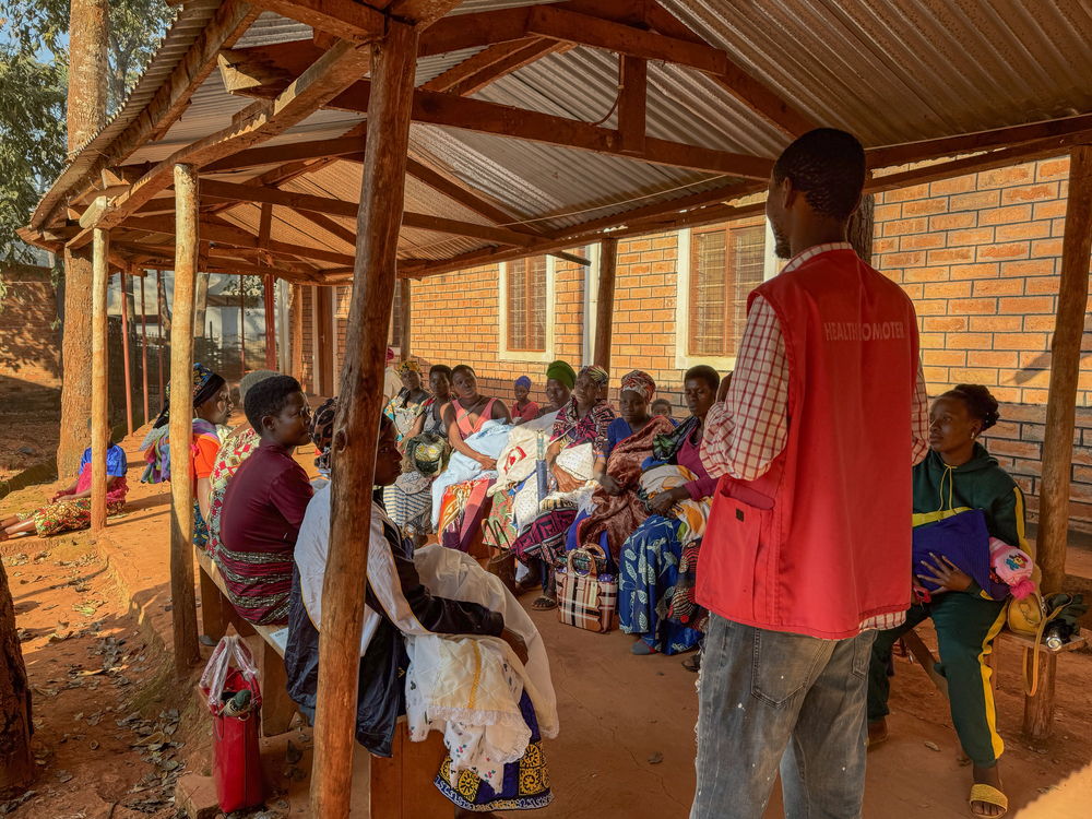 Health promoter, Bayubahe Jerome, providing expectant mothers with information on prenatal care in Nduta Camp Hospital. | Date taken: 13/07/2024 | Photographer: Godfrida Jola | ​ Location: Nduta