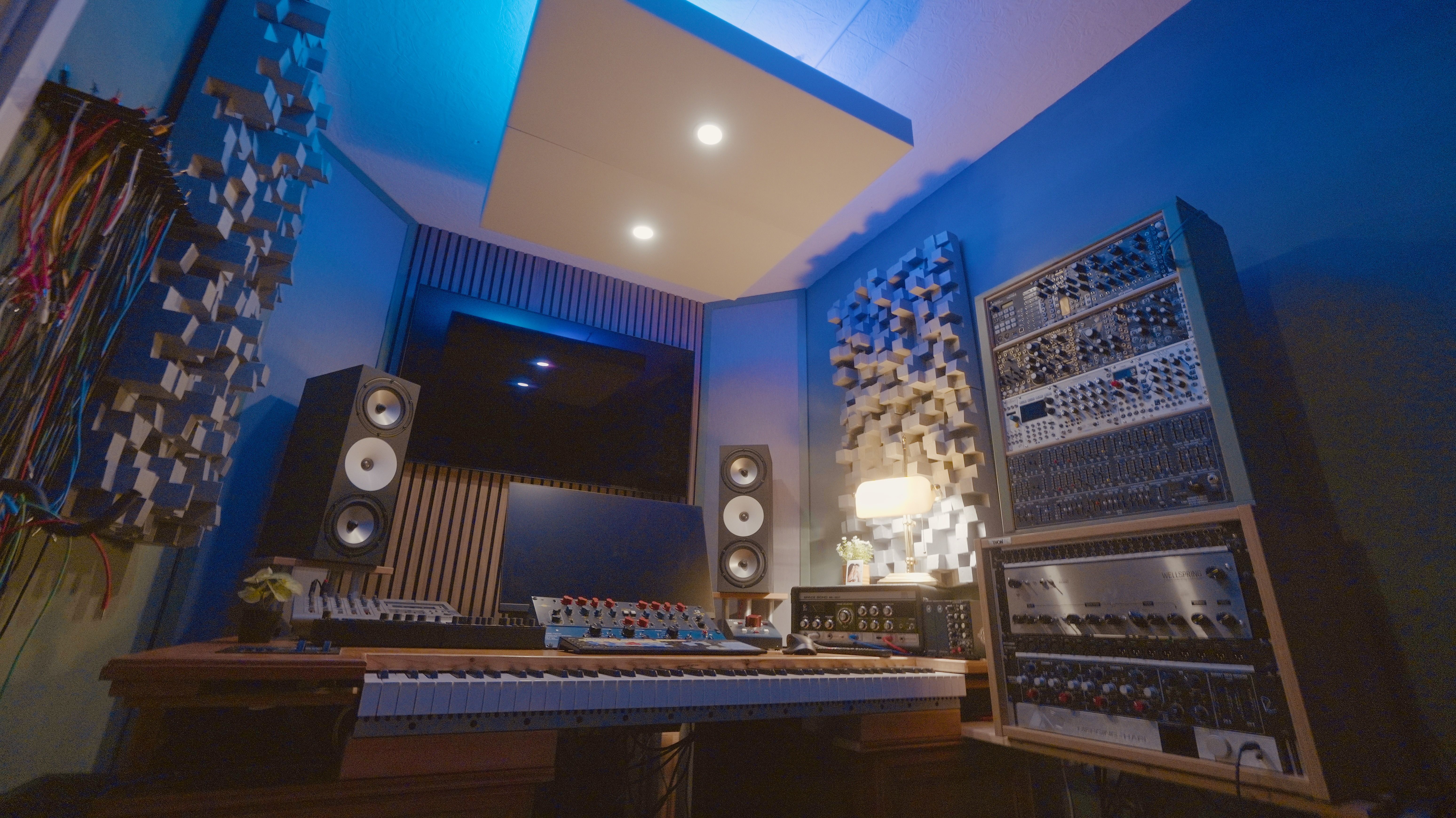 Inside Johannes home studio