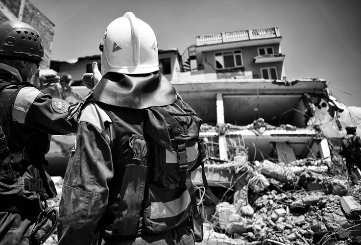 Eerste hulp in Nepal (c) VRT/Eén