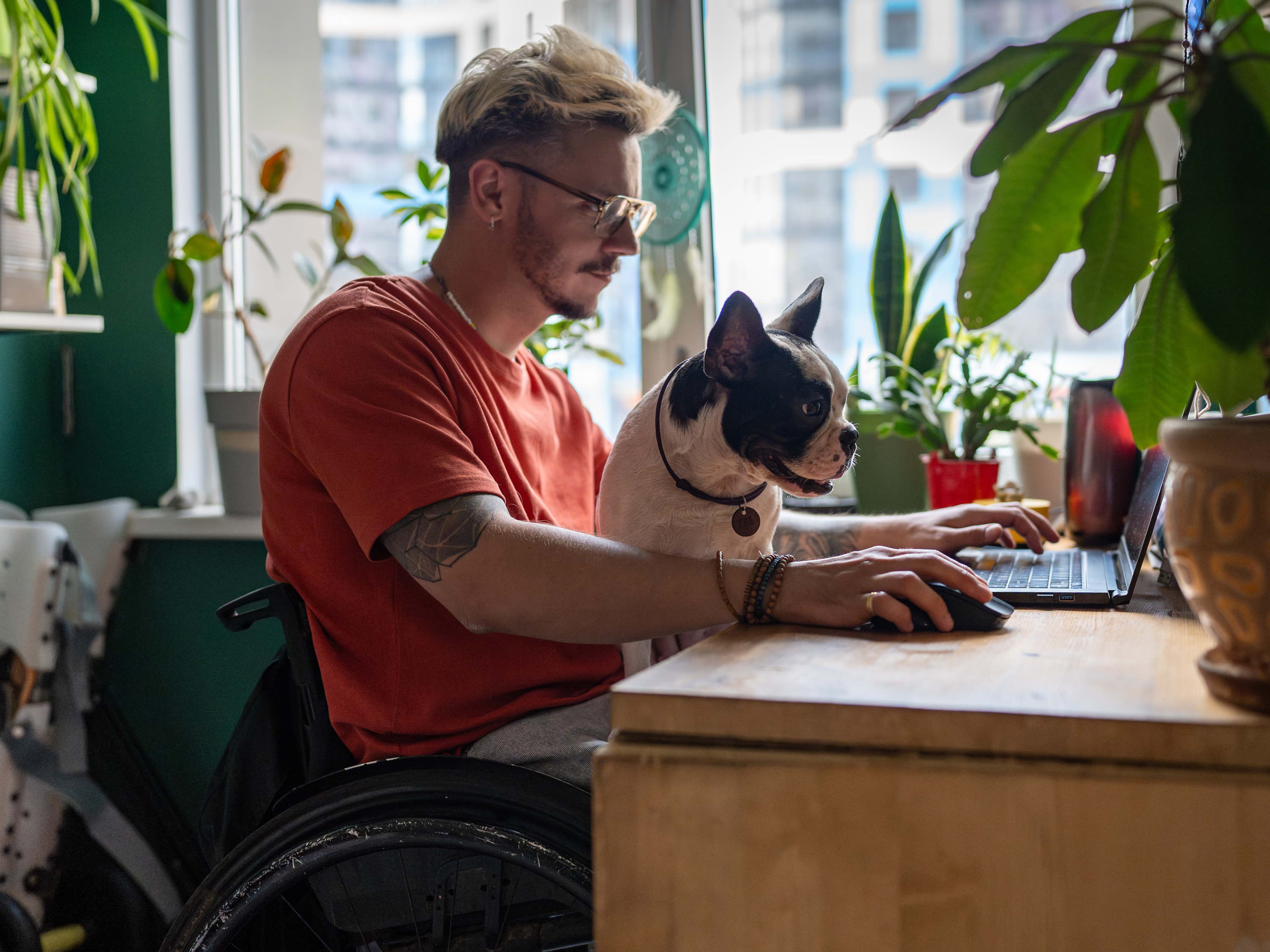 Getty Images lanza beca global de $20,000 dólares para visibilizar a profesionales con discapacidad y desafiar estereotipos laborales 