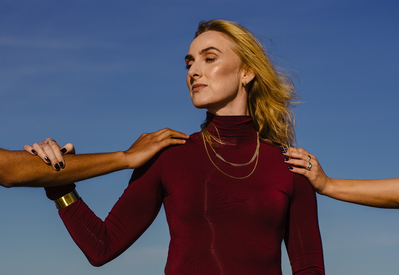 Filmfestival Oostende 2026 kiest Ruth Becquart als Master en trapt af met Kat Steppes krachtig debuut 'Zondag de Negenste'