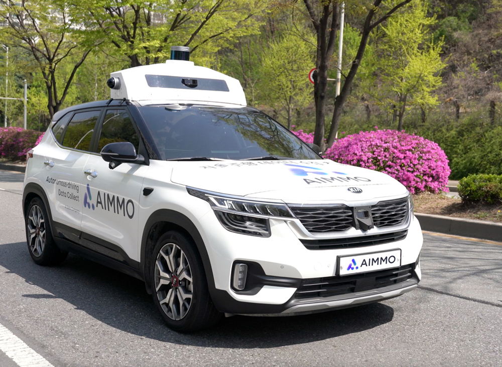 Autonomous Vehicle with LiDAR sensor 