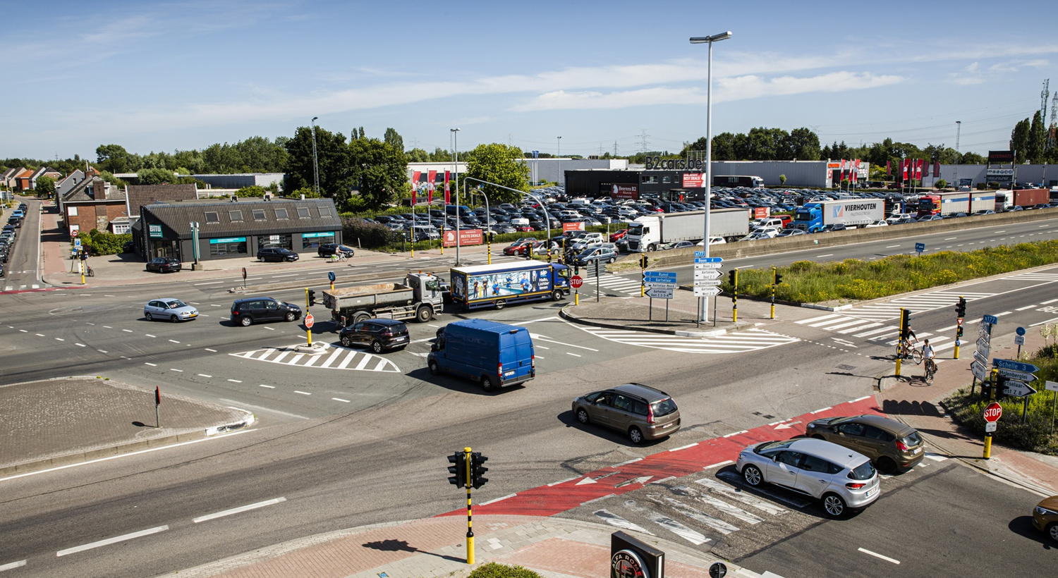 Huidige situatie kruispunt A12-Bist-Langlaarsteenweg in Aartselaar.