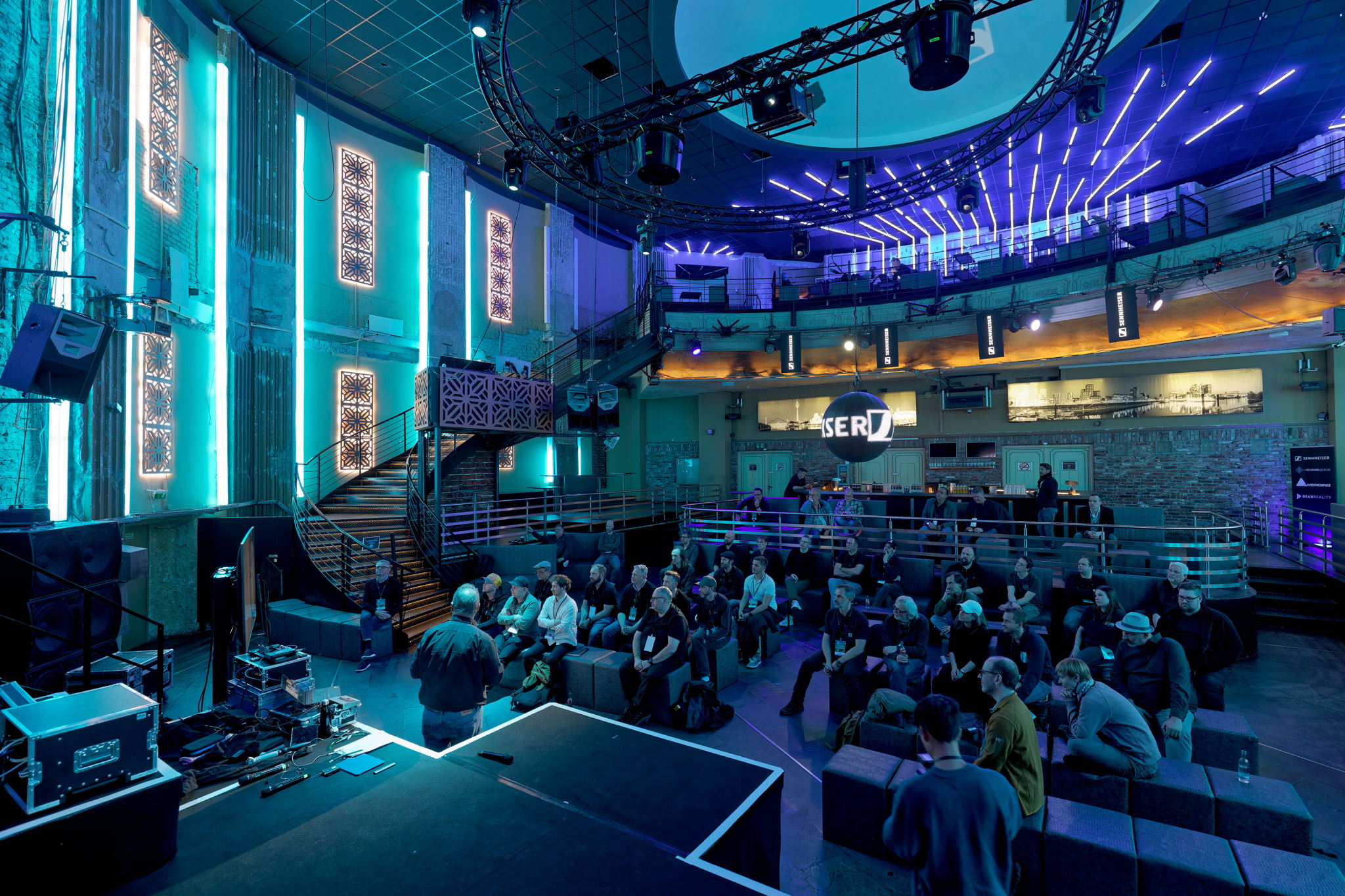 The seminar put a special focus on digital wireless technology