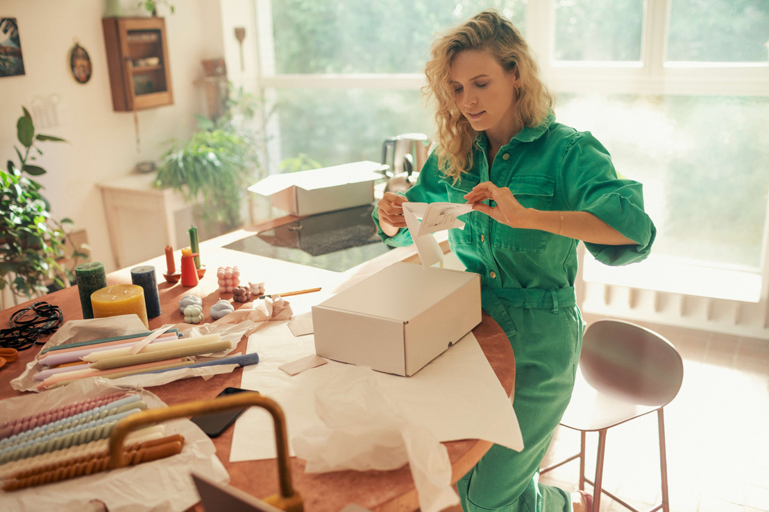 Now you can hand your parcels over to a delivery person wherever you are in Belgium