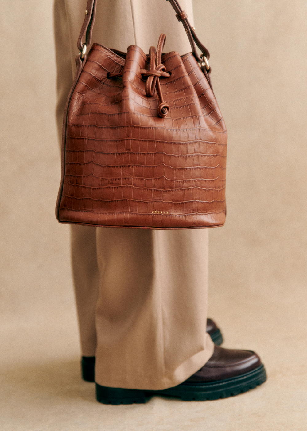 Sézane - Bourse FARROW Camel Croco - 230€