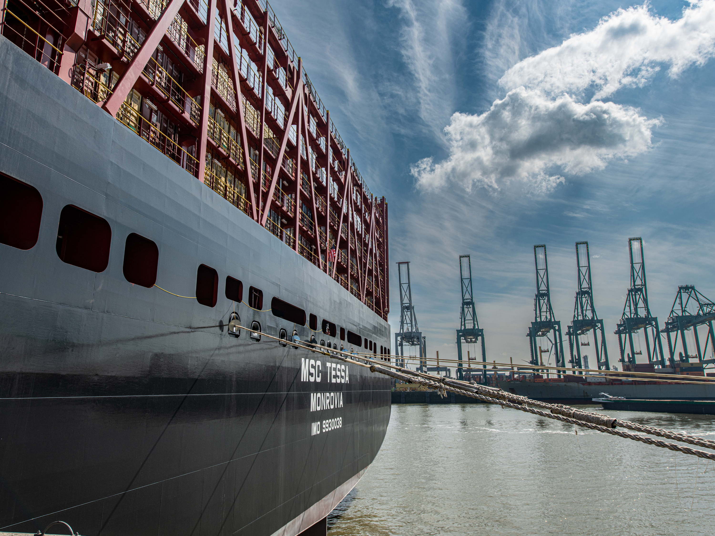 Flemish authorities inspect controversial container bound for Israeli defence firm