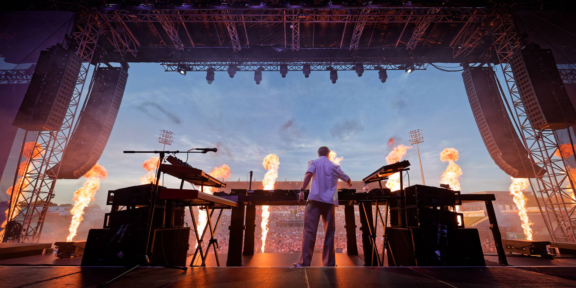 Kygo auf Welttournee: In-Ear-Monitoring neu definiert mit Sennheiser Spectera