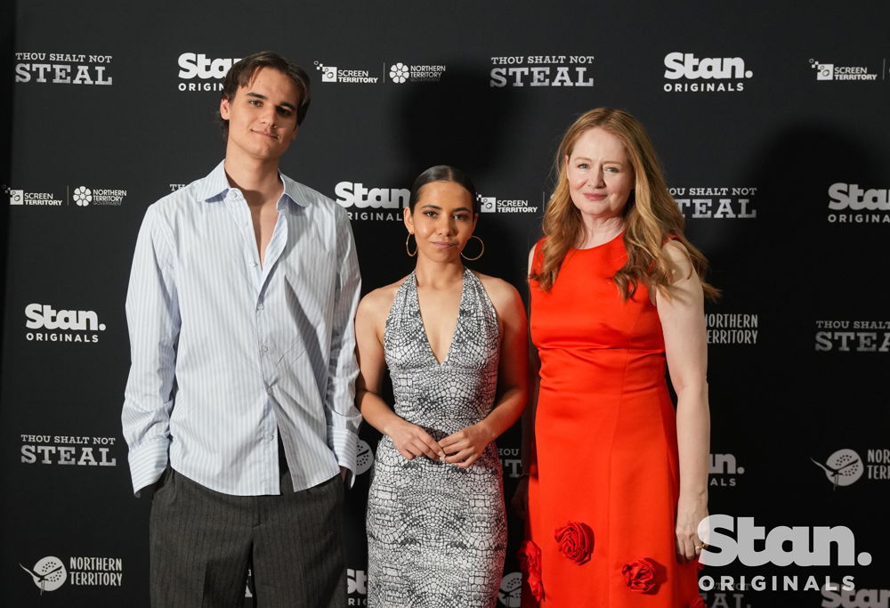 Will McDonald, Sherry-Lee Watson and Miranda Otto (1)