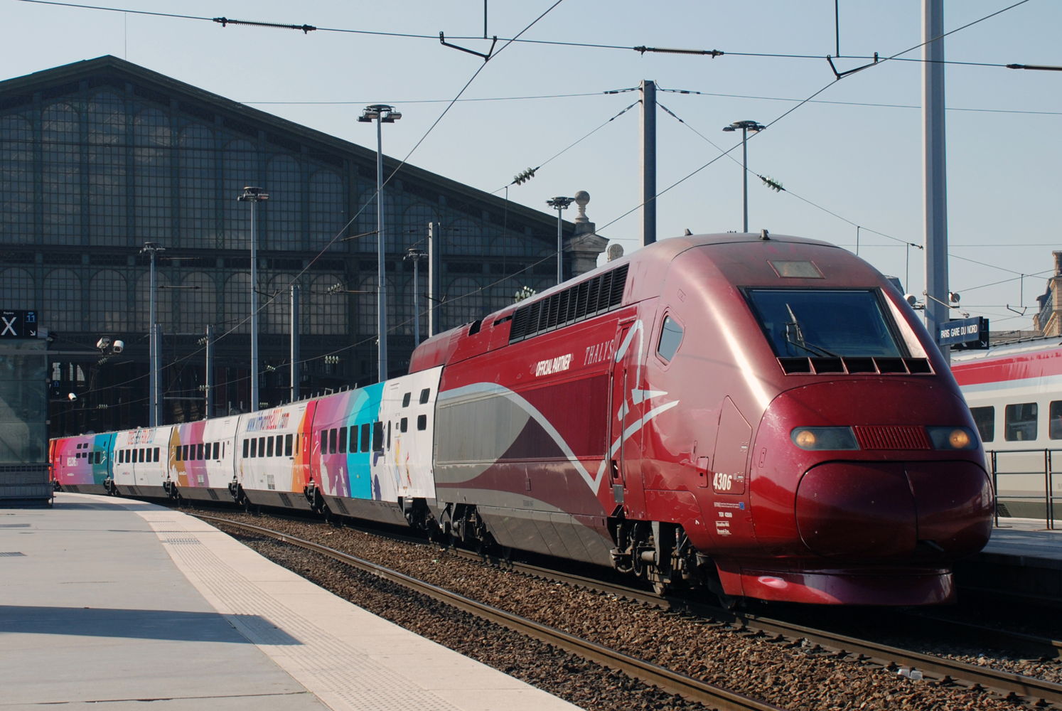 Le train Thalys, habillé pour le Championnat du Monde de Hockey sur Glace.
©CelineJuste
