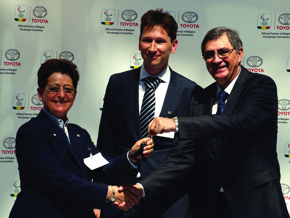 Anne d'Ieteren (BPC), Timothy Manuel (Toyota Belgium), Dr van Zyl (Toyota Motor Europe)
