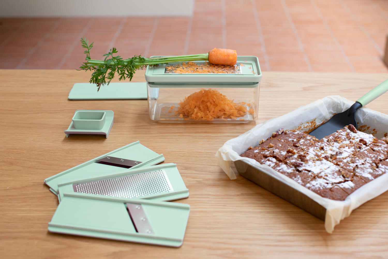 Tasty+ Slicer and Grater Set - Jade Green - 8710755145469 Brabantia_6_NR-40935