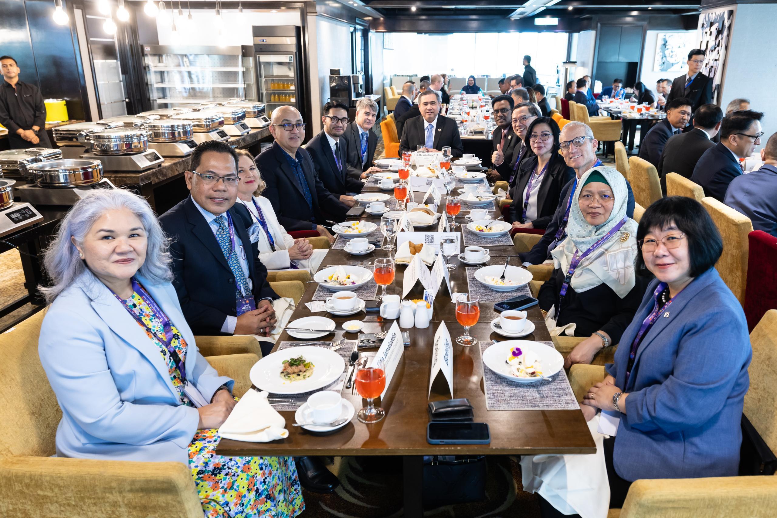 U.S. private sector reinforces ASEAN Transport Connectivity