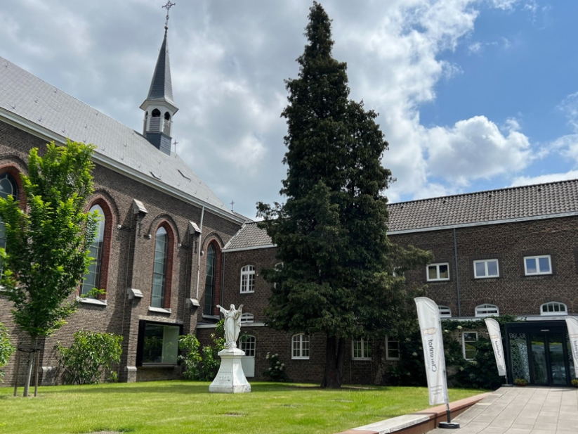 Hasselts woonzorgcentrum viert 10-jarig jubileum met unieke tentoonstelling