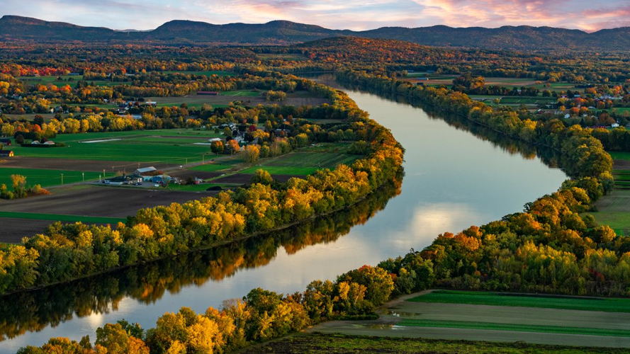 Pioneer Valley, MA