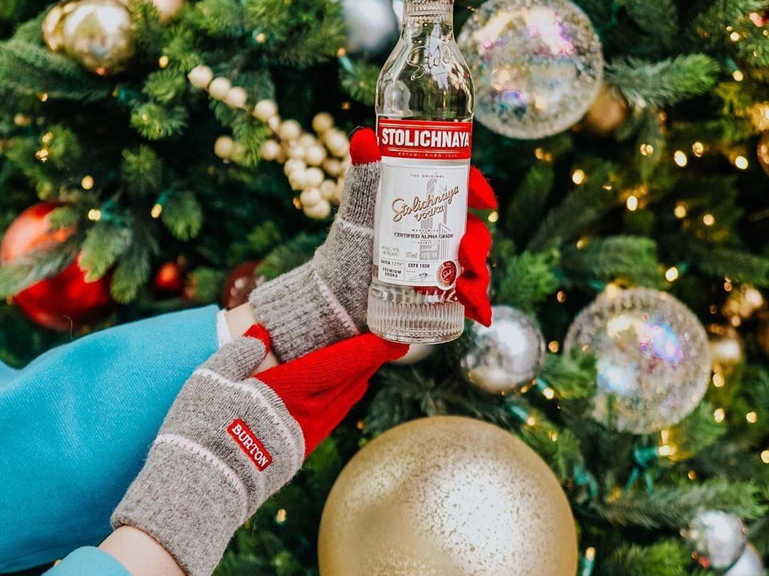 Stoli es el regalo perfecto para los amantes del vodka y la coctelería