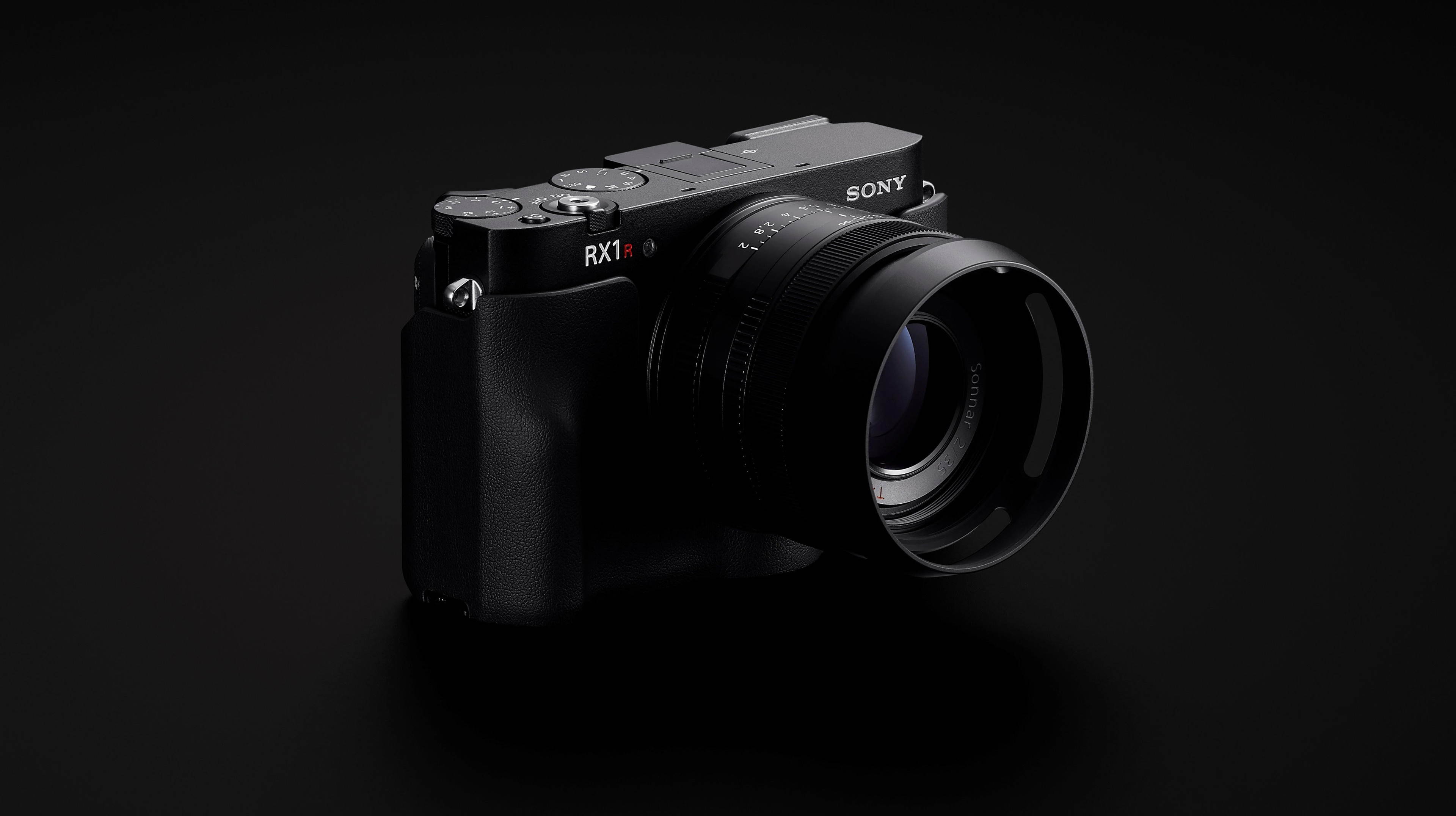 Sony Electronics Introduces the RX1R III: The Flagship Full-Frame Premium Compact Camera with a Fixed Lens