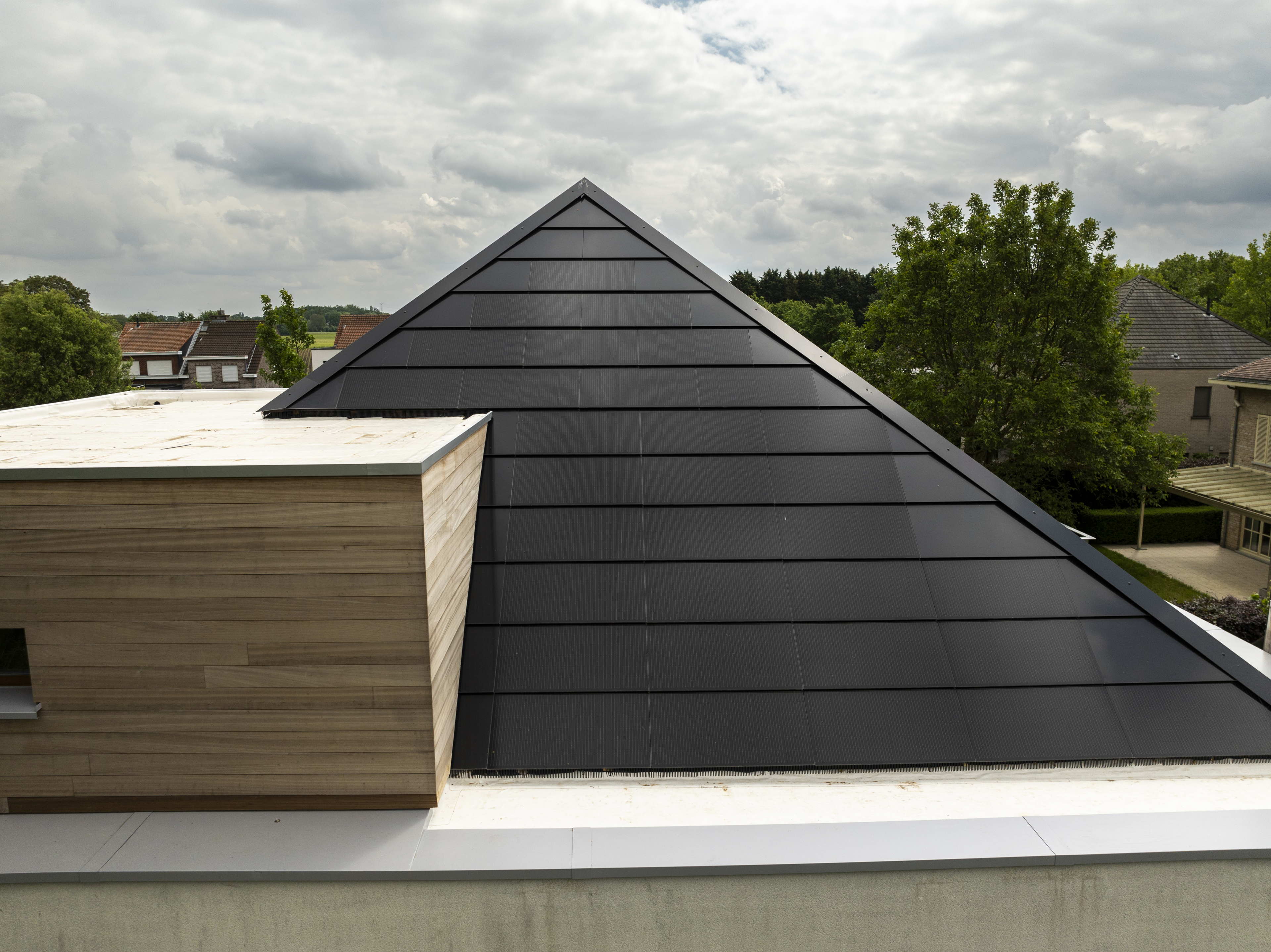 Wevolt W - Roof & Tile