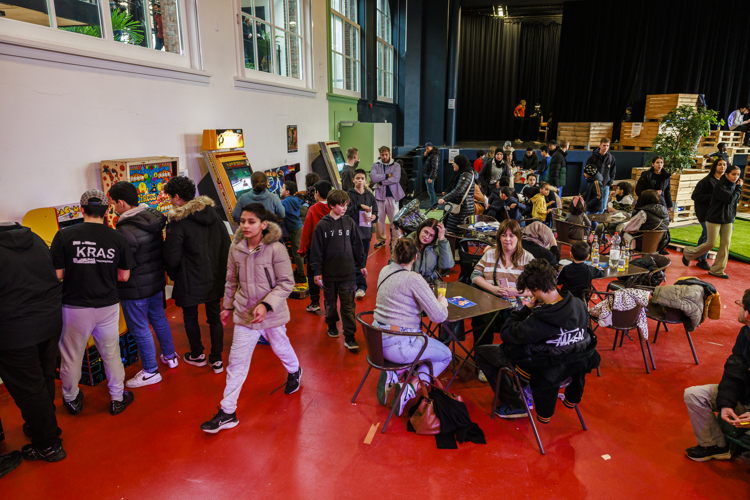 Openingsfeest Scratch © Victoriano Moreno