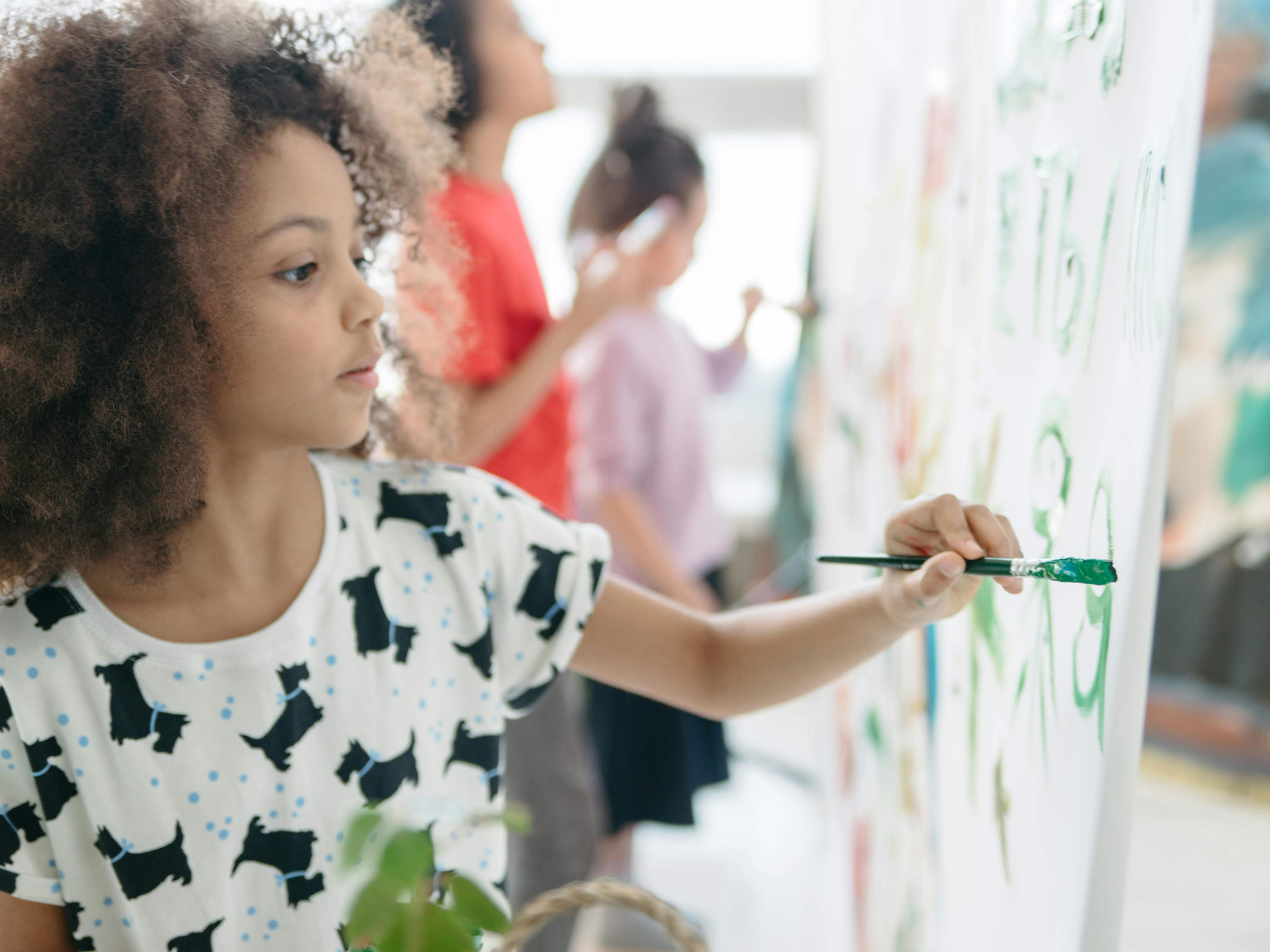 Recordaantal subsidies voor activiteiten binnen en buiten de klas – Brusselse scholen krijgen 785.000 euro via Klas In Actie
