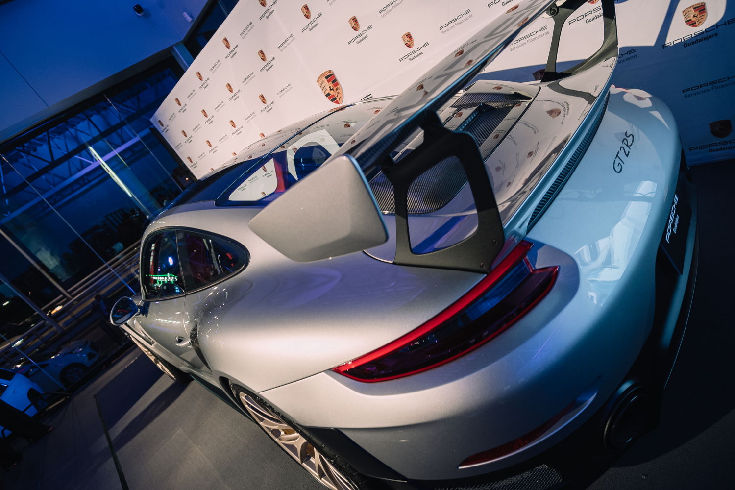 Porsche Centre Guadalajara se renueva en el 2018