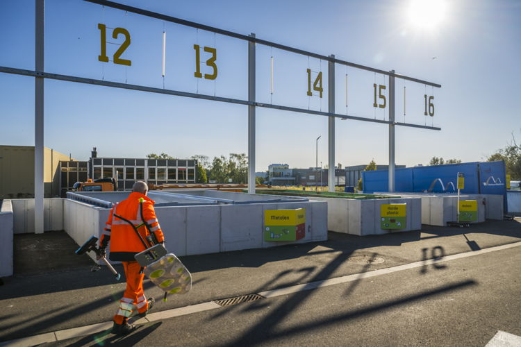 Recyclagepark Kiel containers © Frederik Beyens