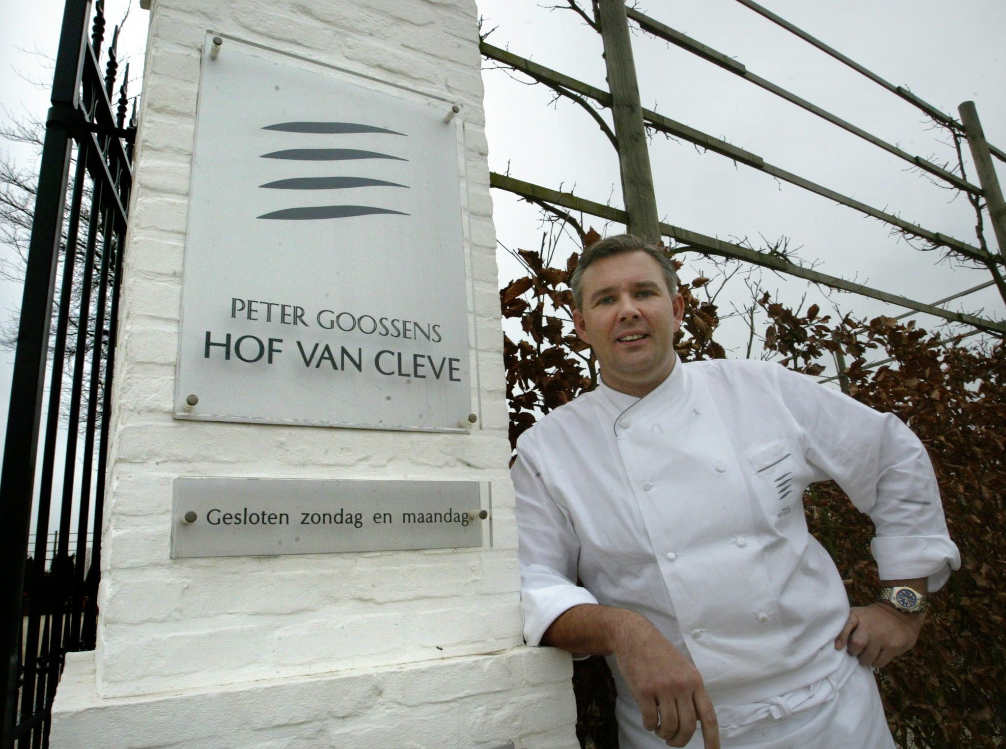 Peter Goossens to sell top Flemish restaurant Hof van Cleve