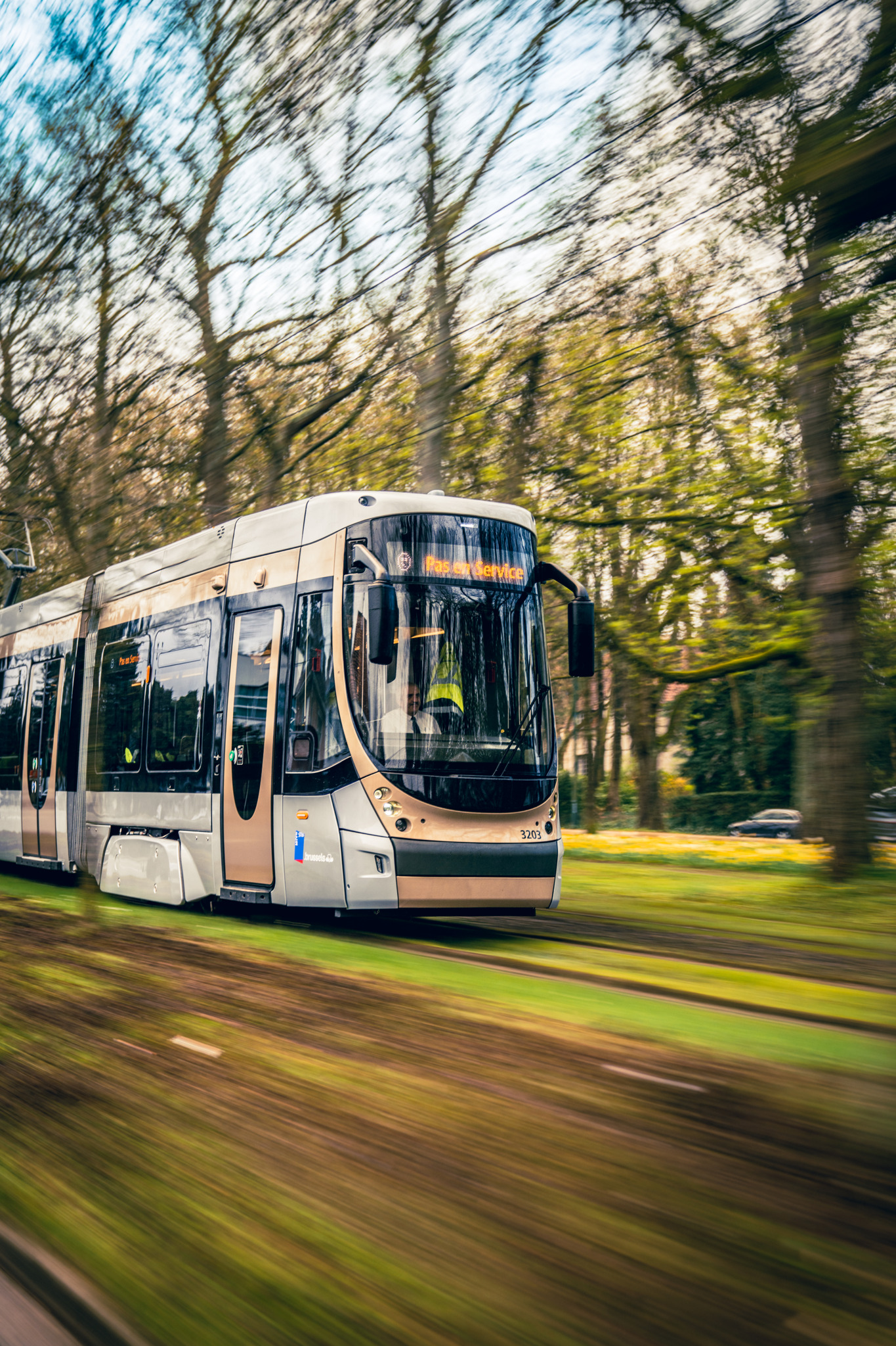 Le nouveau tram et le nouveau métro de la STIB primés pour leur design ...