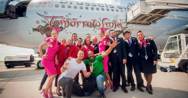 Brussels Airlines party vluchten brengen 15.000 mensen naar Tomorrowland voor tiende verjaardagseditie