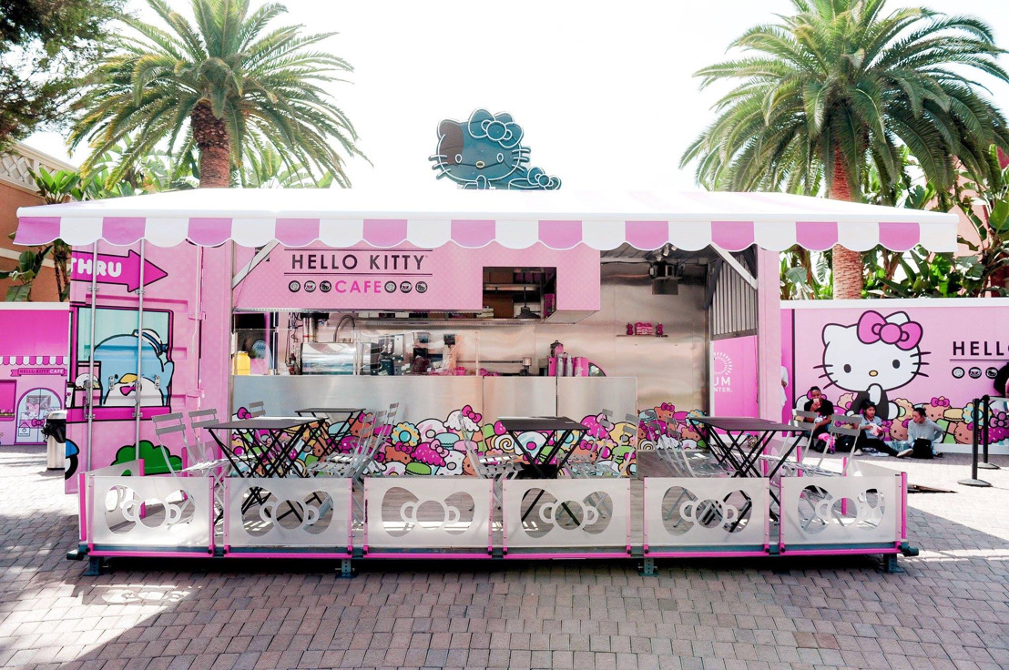 Descubre los cafés y food trucks de Hello Kitty
