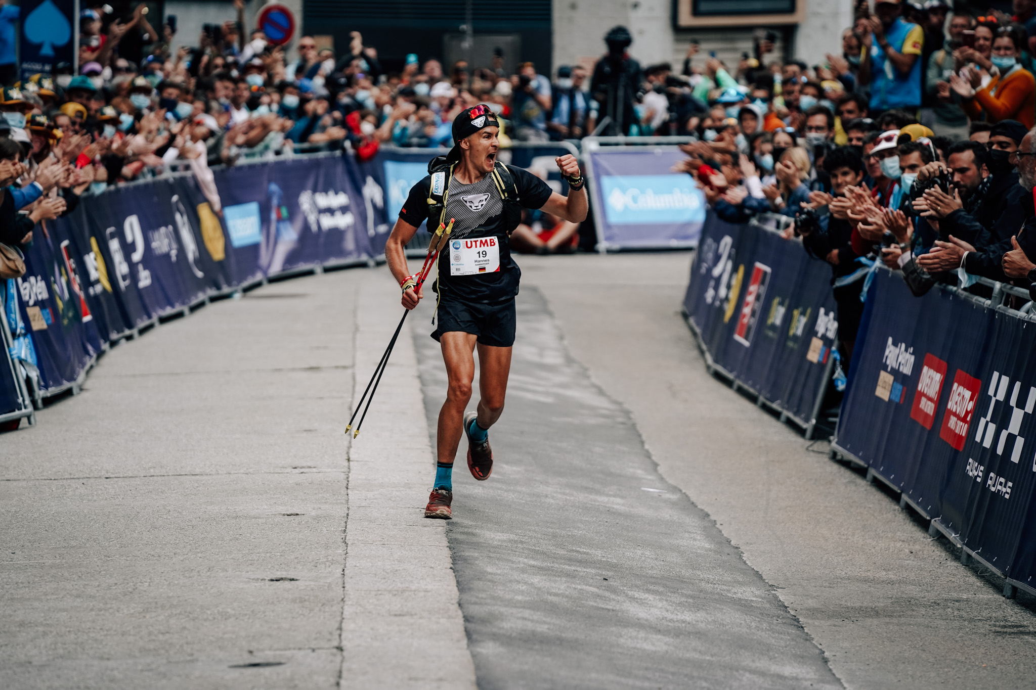 Hannes Namberger, atleta Dynafit, all'arrivo del UTMB 2021 - © Hendrik Auf'mkolk Hannes Namberger, atleta Dynafit, all'arrivo del UTMB 2021 - © Hendrik Auf'mkolk