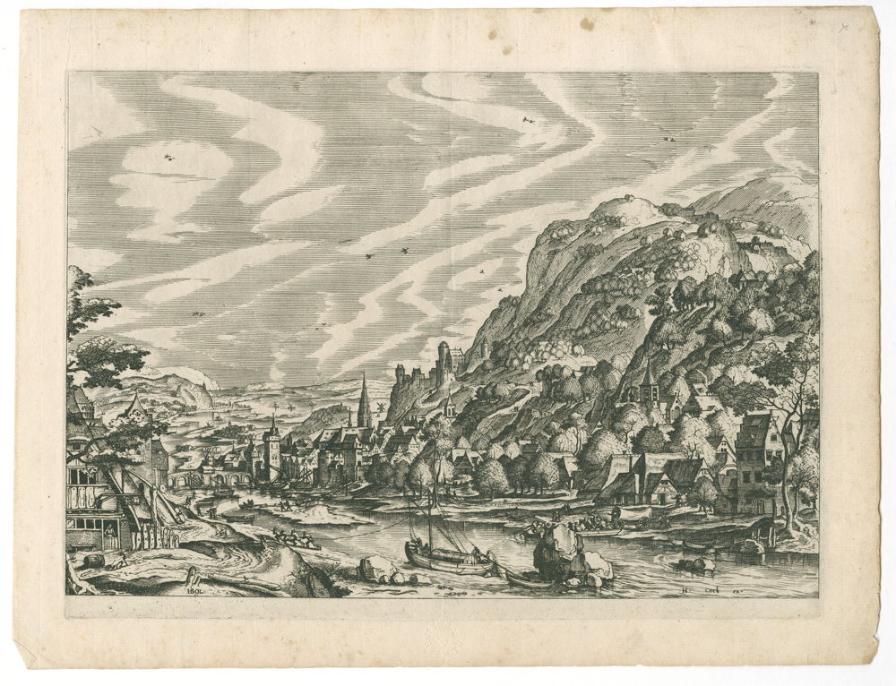 Rivierlandschap met een stad aan de voet van een hoge berg - Kopergravure (prent) uit de collectie van het Museum Plantin-Moretus