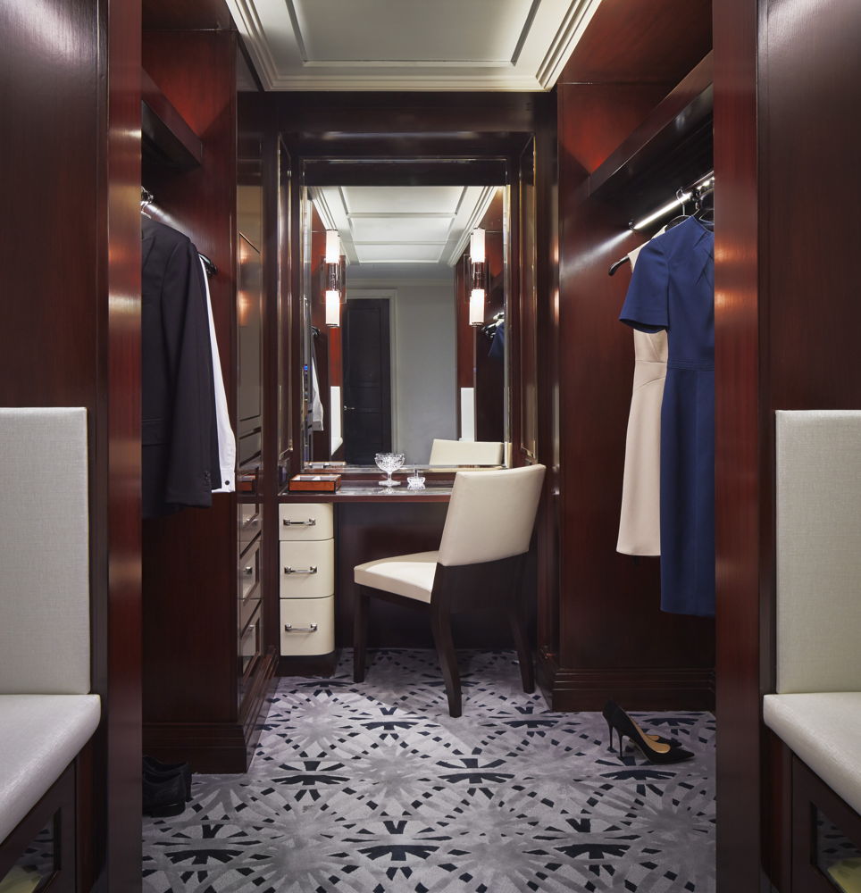 Fifth Avenue Suite Dressing Room