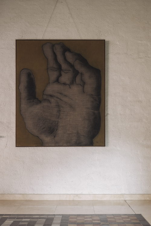 Chidy Wayne, Grège Gallery at Chateau de Male. Photo Tijs Vervecken