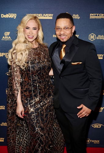 Last Mile Retail Awards hosts: Arelis Bonilla and Rahmel Wattley Last Mile Retail Awards hosts: Arelis Bonilla and Rahmel Wattley