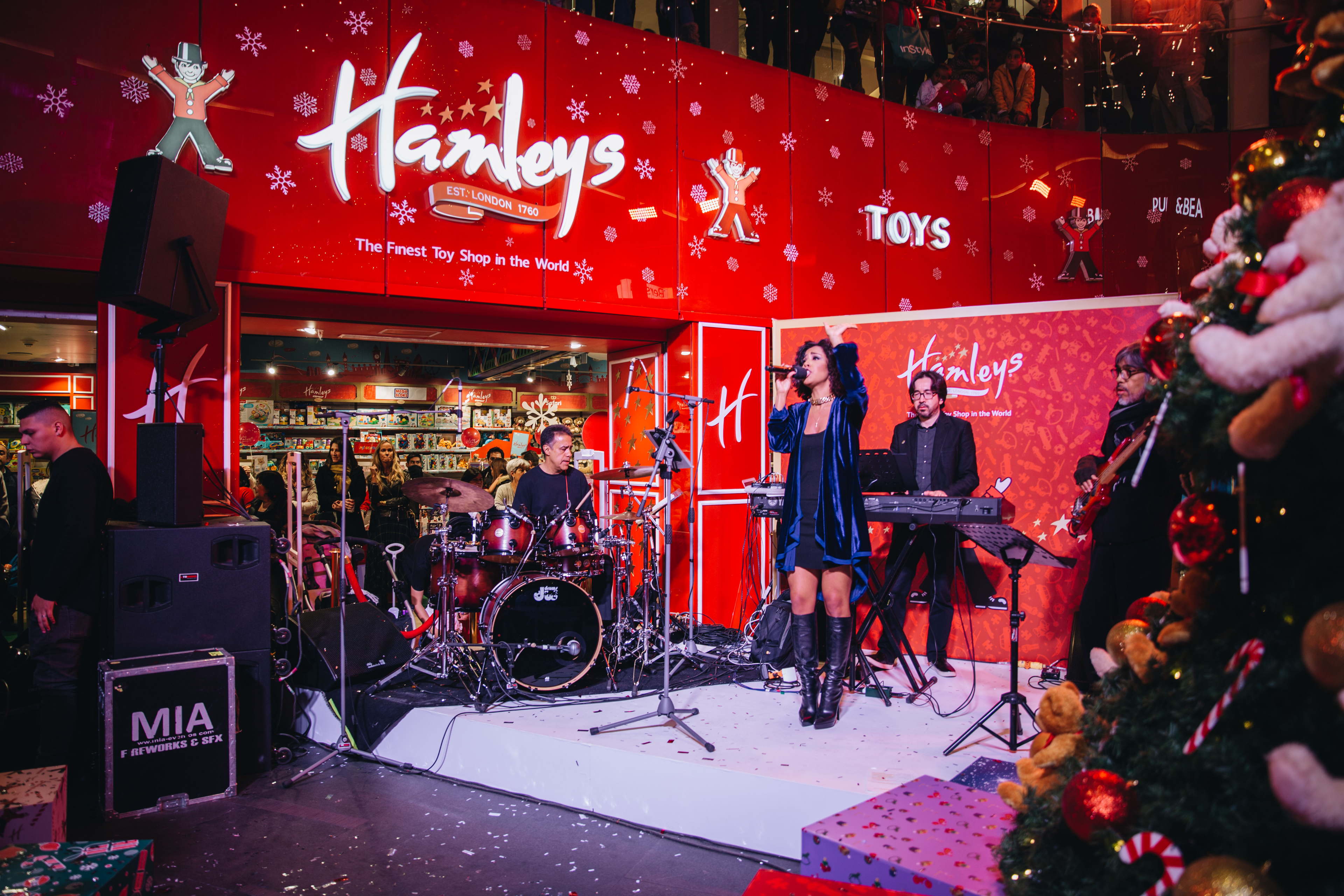 ¡Llegó la Navidad a Hamleys!