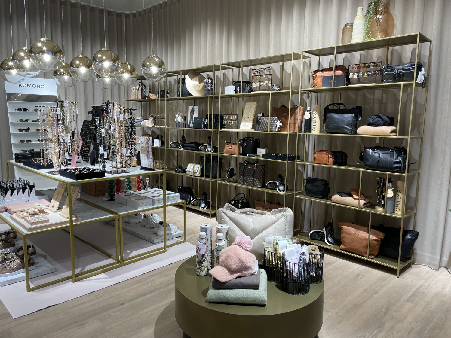 © The Fashion Store Grimbergen